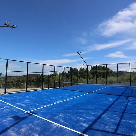 Ξενοδοχείο με διαμερίσματα Blue Avenue