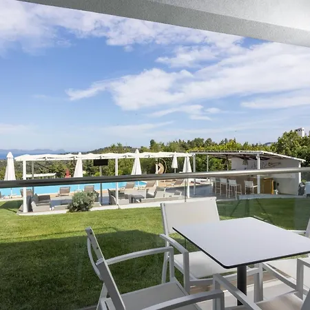 Ξενοδοχείο με διαμερίσματα Blue Avenue 3*