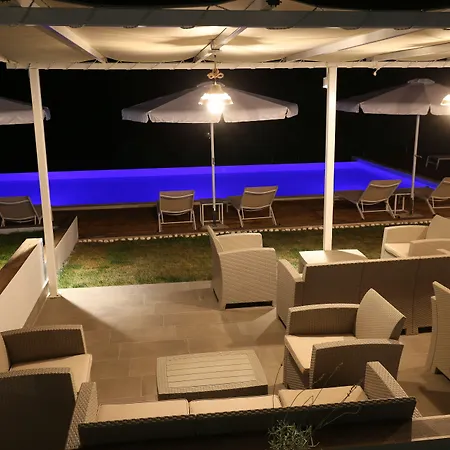 アパートホテル Blue Avenue 4*