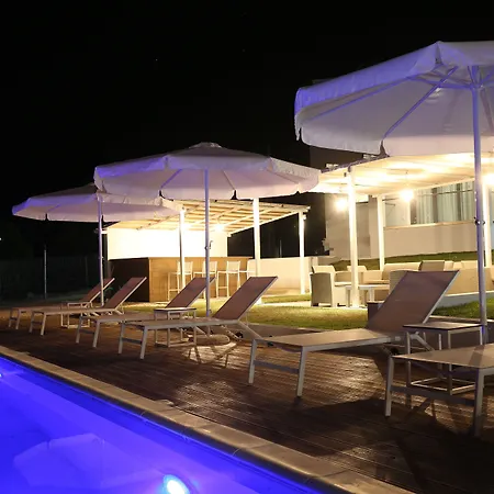 アパートホテル Blue Avenue パリウリ