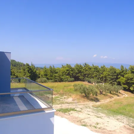 Blue Avenue アパートホテル 4*