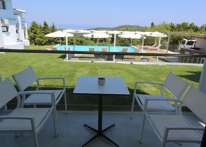 Blue Avenue Aparthotel Paliouri