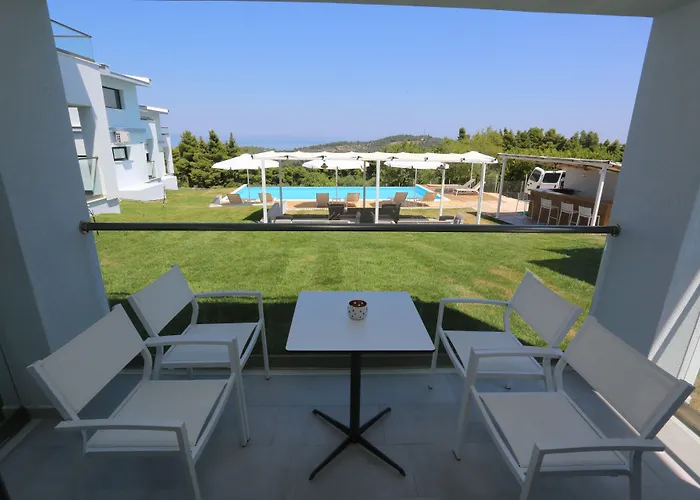 Blue Avenue 4* Paliouri