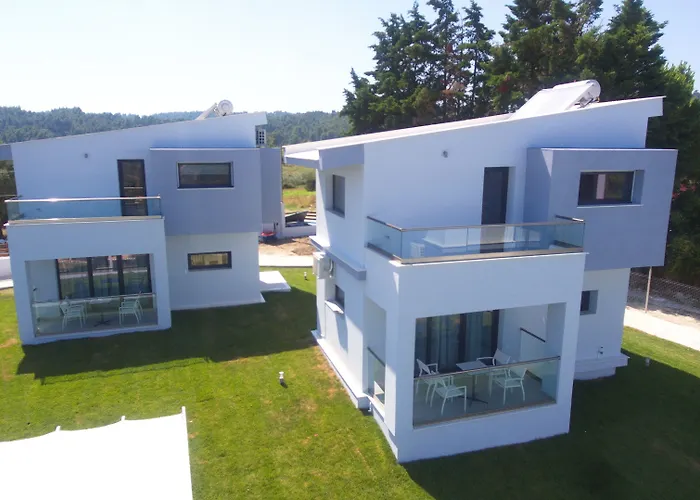 Blue Avenue Aparthotel