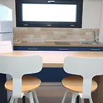 Blue Avenue 4*