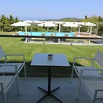 Blue Avenue Hotel de apartamente Paliouri
