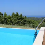Blue Avenue Paliouri