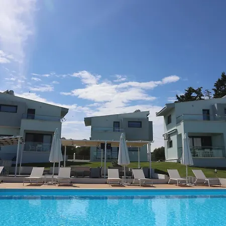 Blue Avenue Paliouri