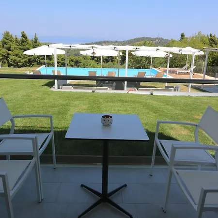 Blue Avenue Aparthotel Paliouri