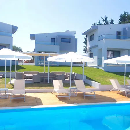 Blue Avenue 4*