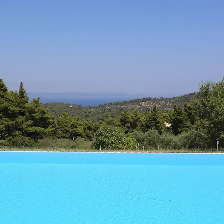 Апарт-отель Blue Avenue 4*