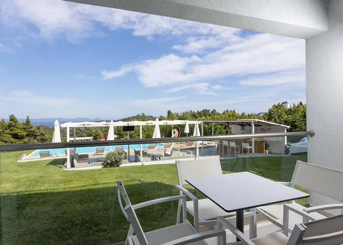 Apart-hotel Blue Avenue 4*