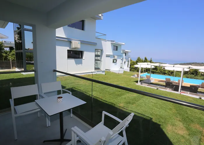 Blue Avenue Apart-hotel Paliouri