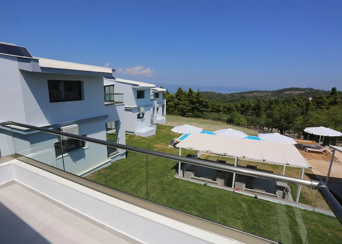 Apart-hotel Blue Avenue 4*